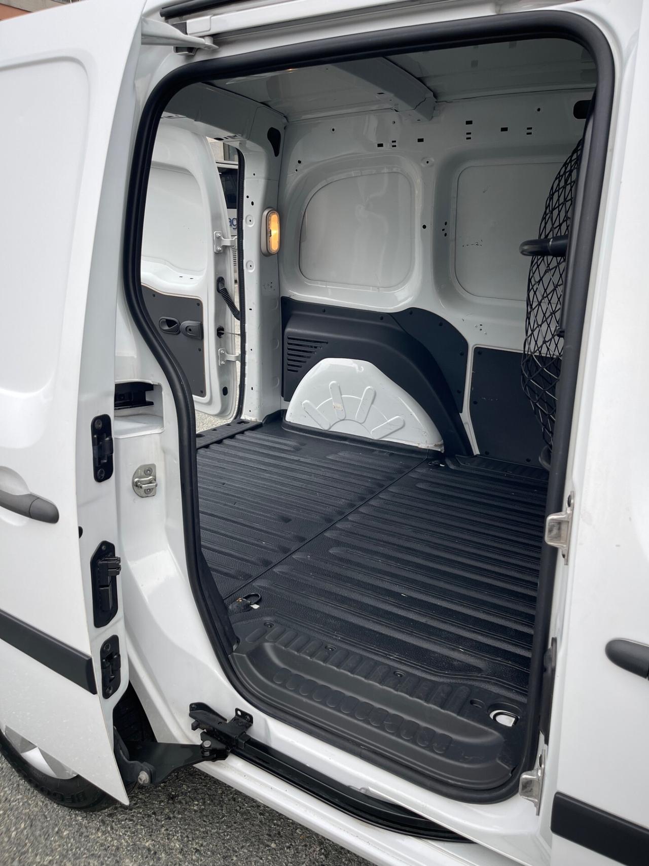 Renault Kangoo 1.5 dCi 90CV - NEOPATENTATI