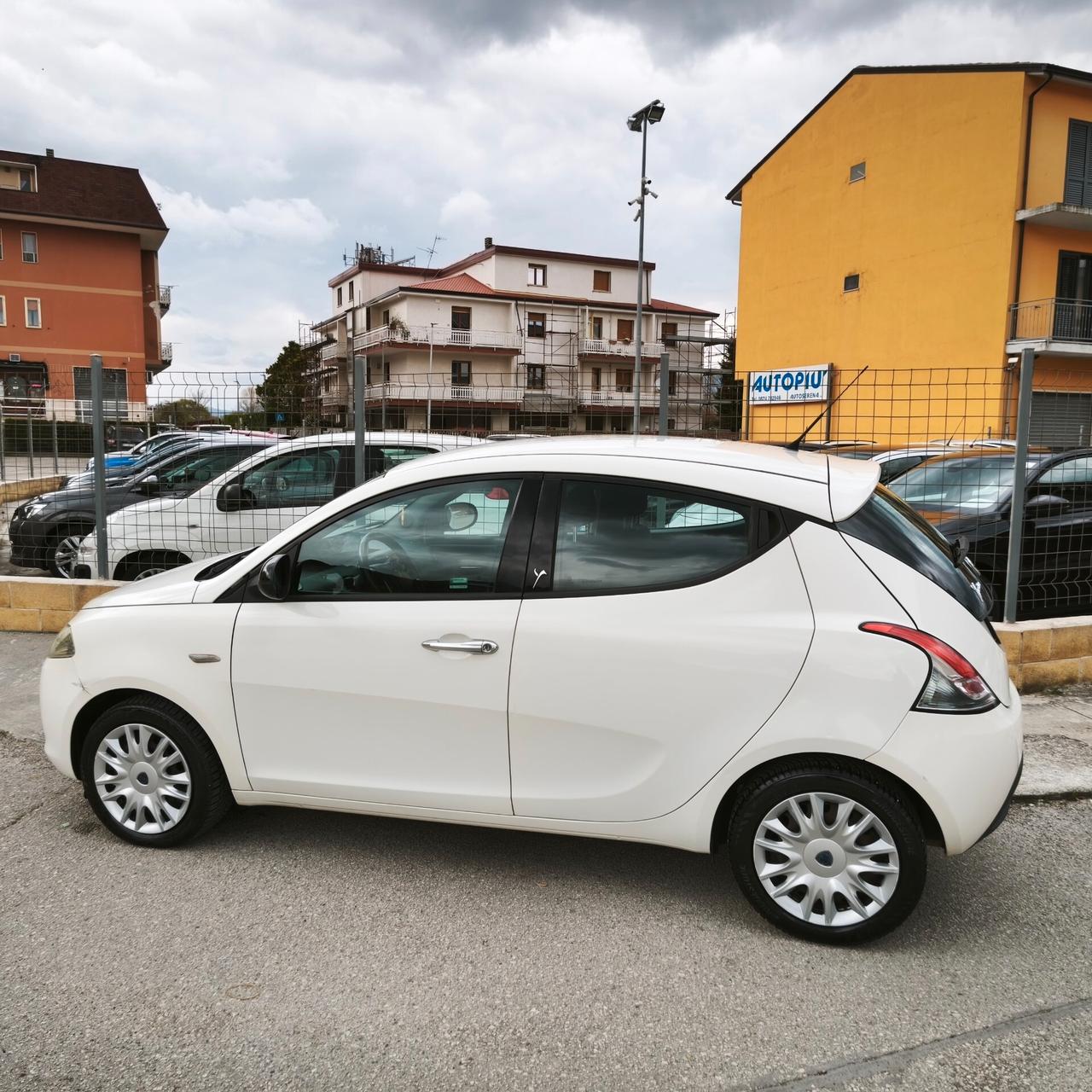 Lancia Ypsilon 1.3 MJT 16V 95 CV 5 porte S&S Gold