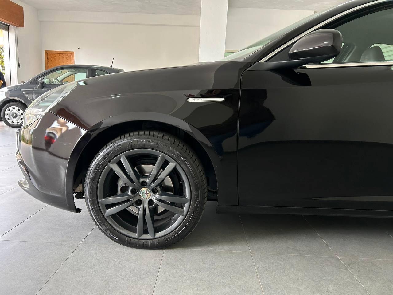 Alfa Romeo Giulietta 1.6 JTDm-2 105 CV Distinctive