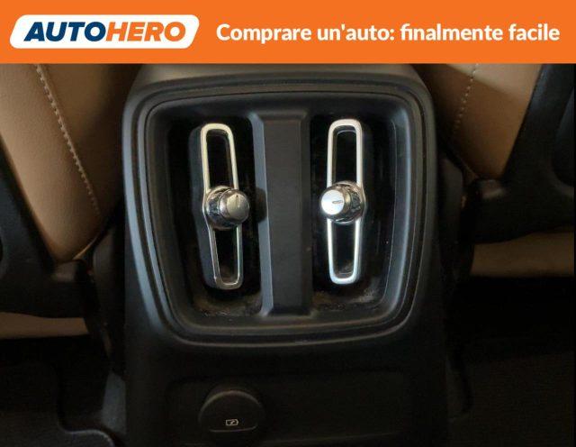 VOLVO XC40 T5 Recharge Plug-in Hybrid Inscription