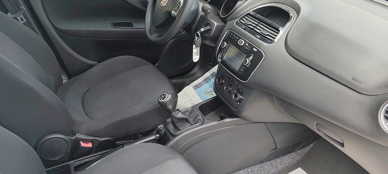 Fiat Punto 1.3 MJT II S&S 95 CV 5 porte Street