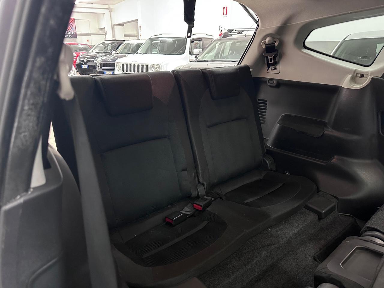 Nissan Qashqai Qashqai+2 2.0 dCi DPF Tekna 2011