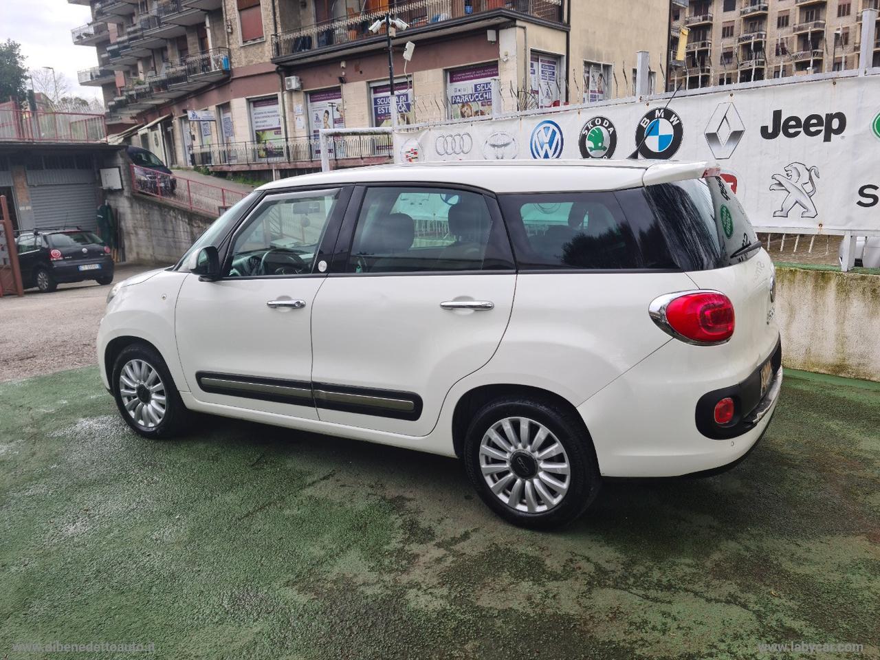 FIAT 500L Living 1.6 MJT 105 CV Pop Star