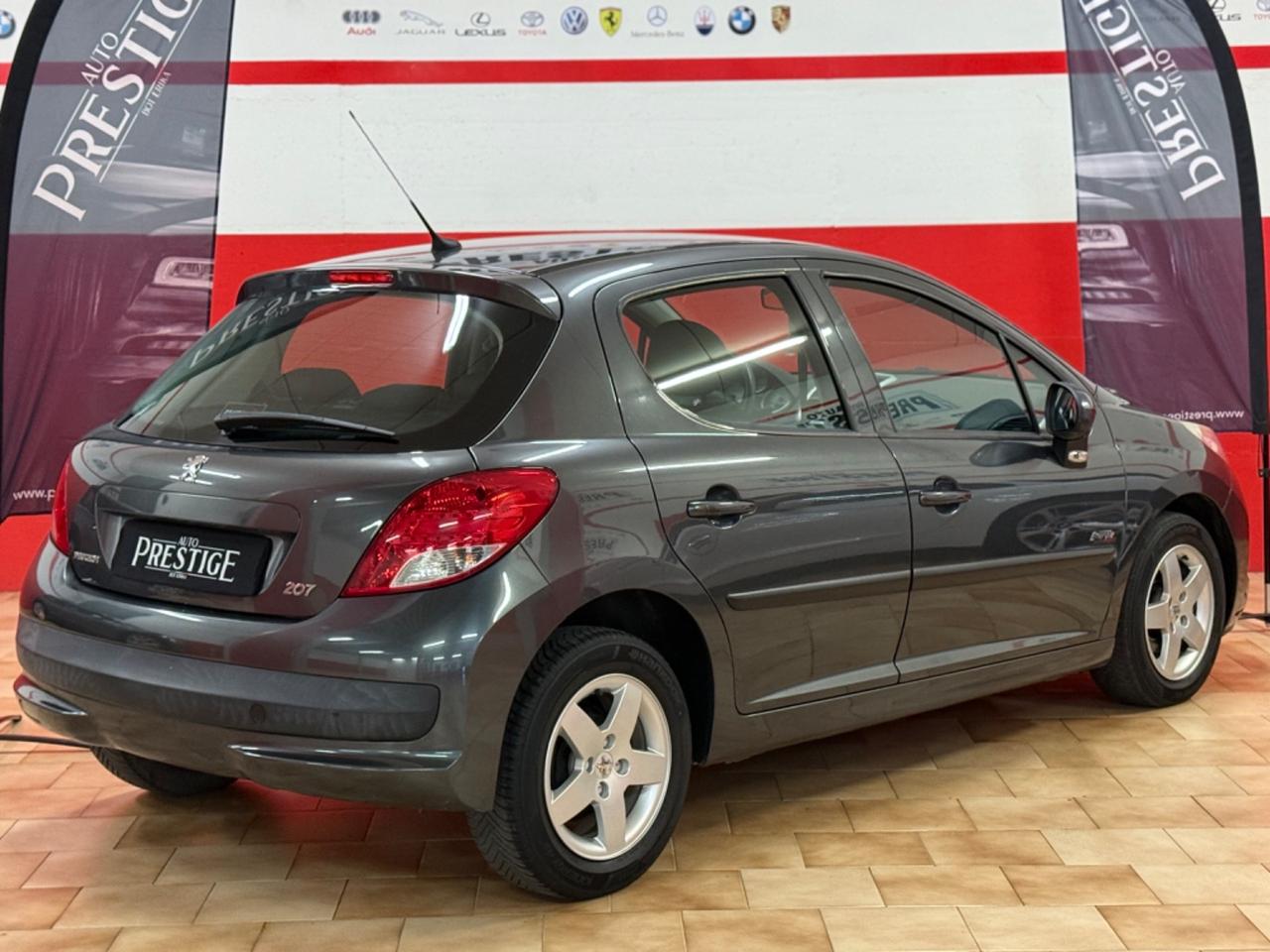 Peugeot 207 1.4 16V 75CV 5p. Benzina/GPL OK NEOPATENTATI