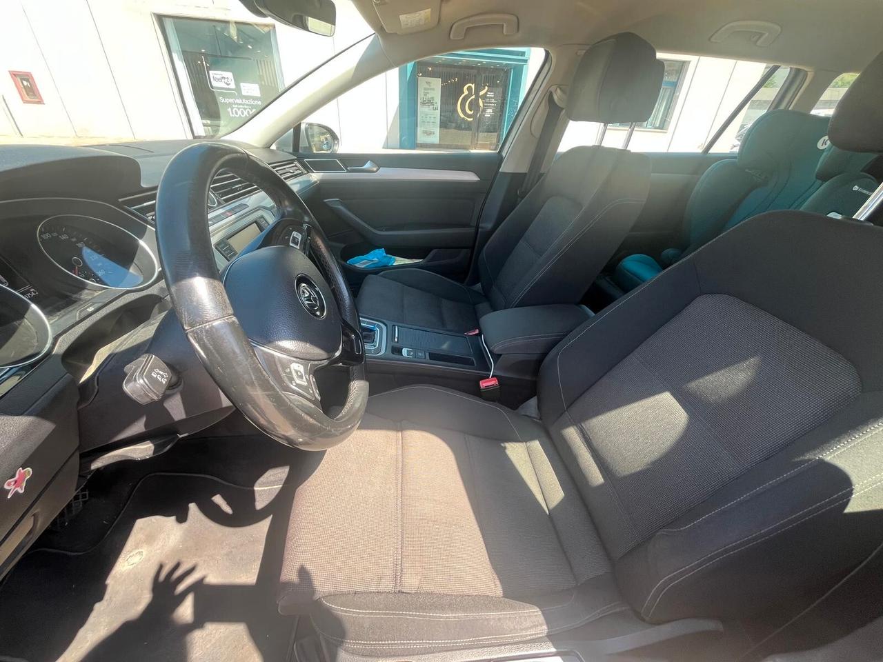 Volkswagen Passat 2.0 TDI DSG Comfortline BlueMotion Technology