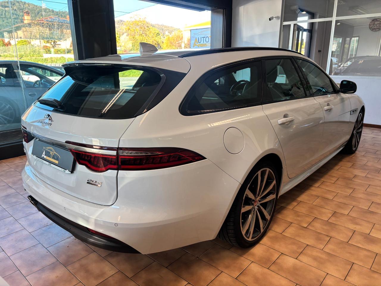 Jaguar XF 2.0d i4 R-Sport awd *TALGIANDI CERTIFICATI*