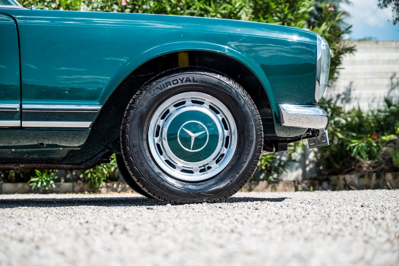 Mercedes-benz SL 230 Pagoda
