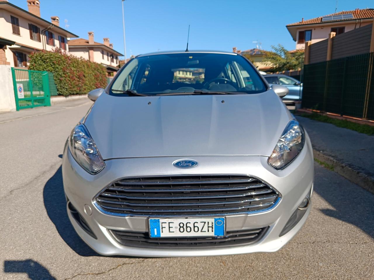 Ford Fiesta 1.5 TDCi 75CV 5 porte Business UNICO PROPRIETARIO.