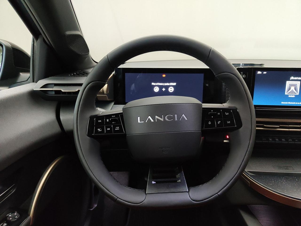 LANCIA Ypsilon IV 2024 156CV BEV 51KW LX (GUIDA AUTONOMA LIVELLO 2, INFOTAINMENT SALA PRO NAVI)