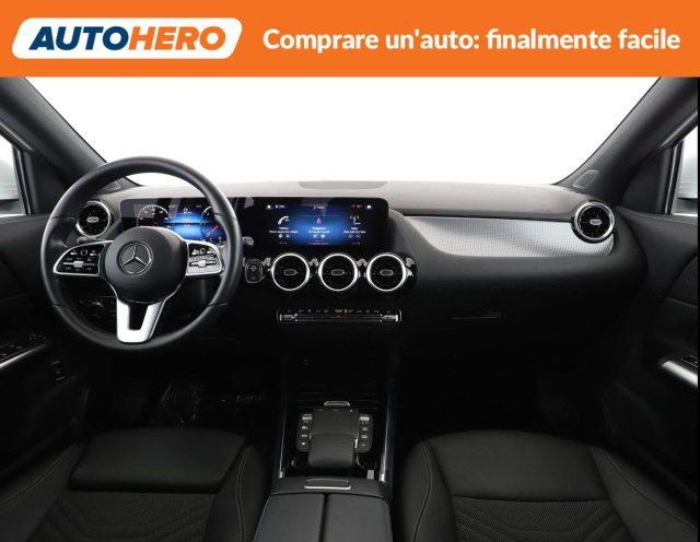 MERCEDES-BENZ GLA 180 d Automatic Progressive