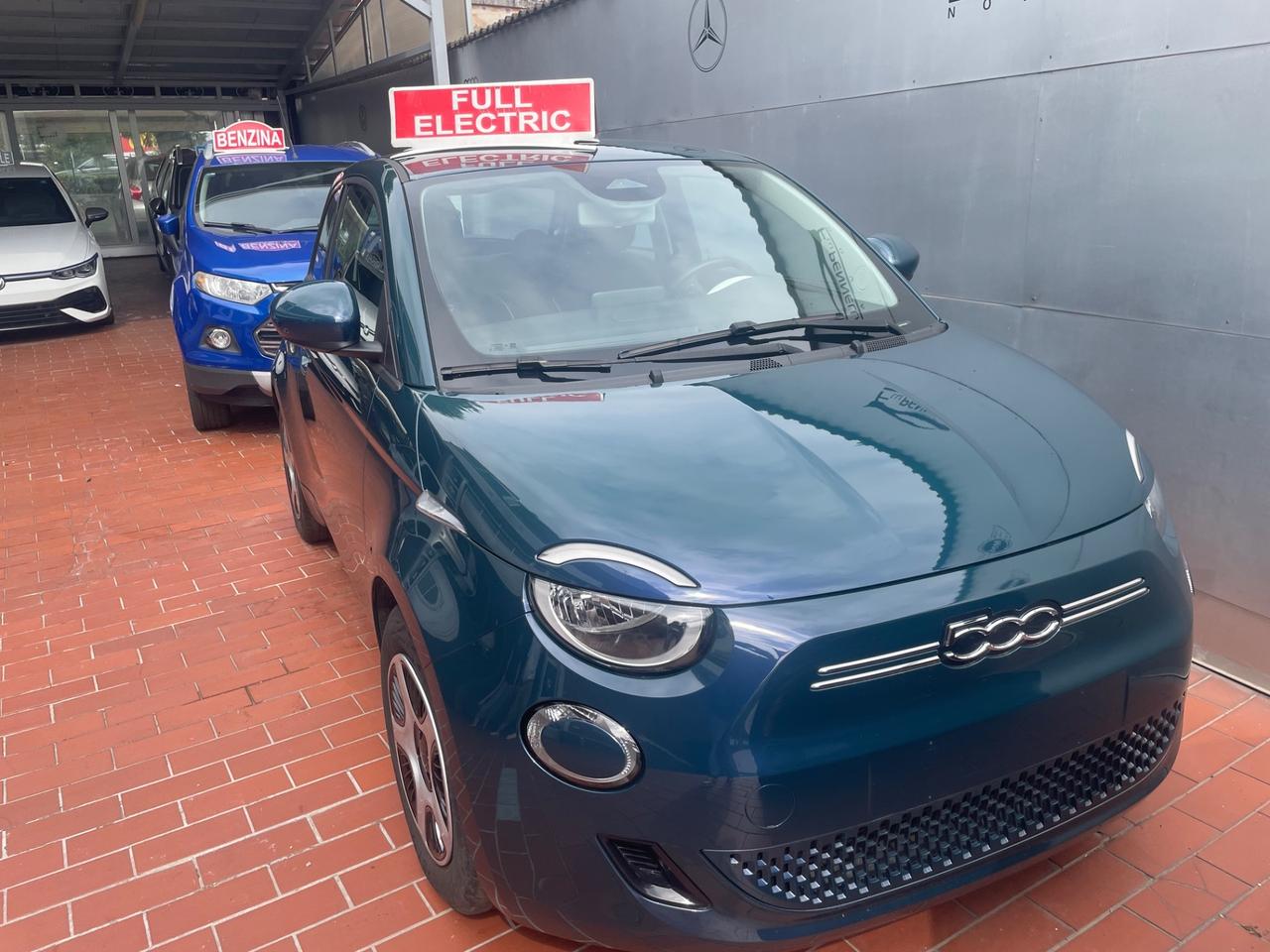 Fiat 500 500e Berlina 23,8 kWh Icon