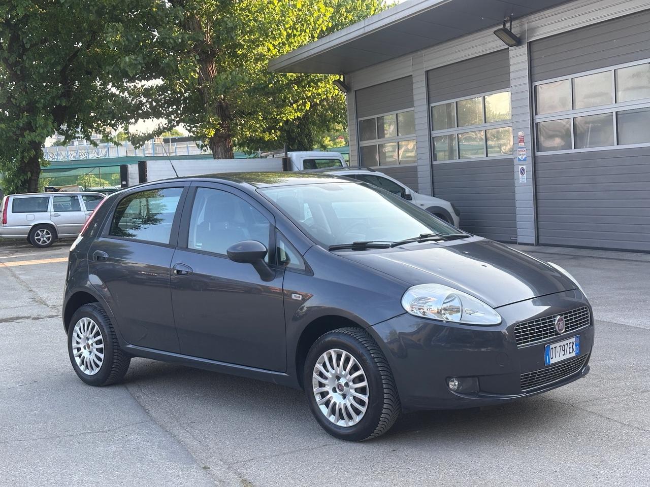 Fiat Grande Punto 1.4 solo 95mila km unicopro