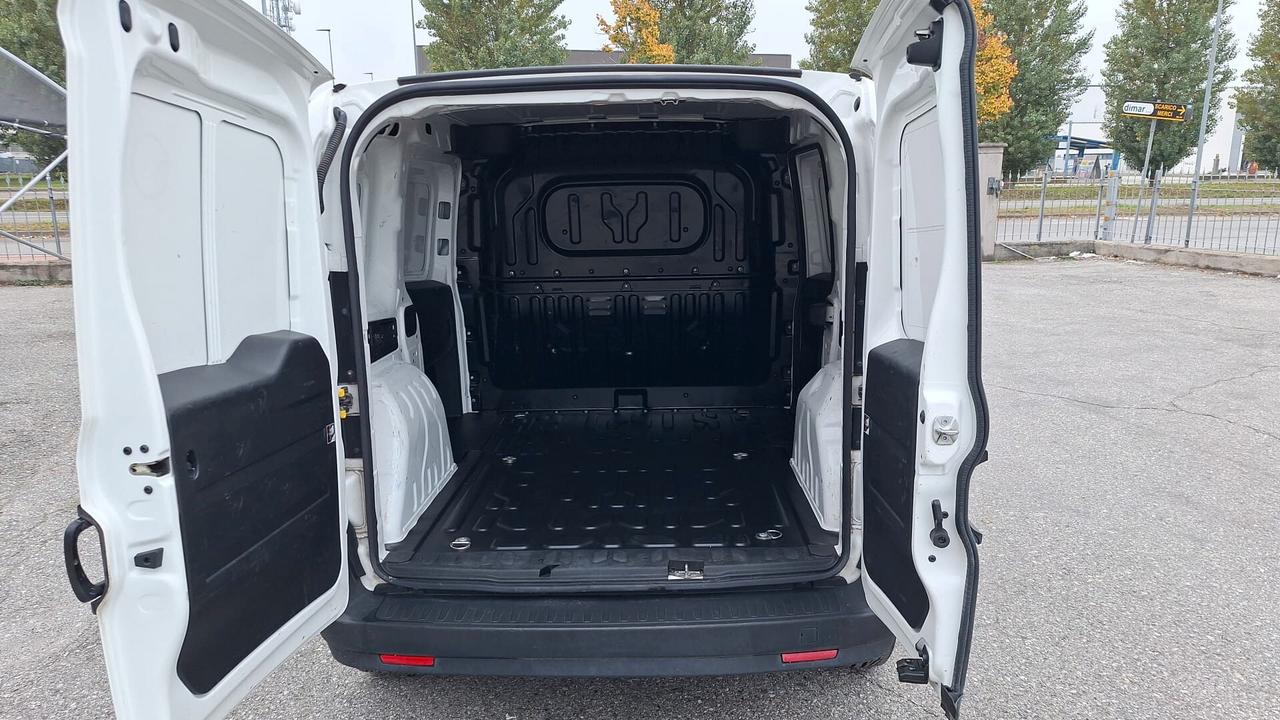 Fiat Doblo CARGO 1.3 MJT 95CV CH1 LOUNGE
