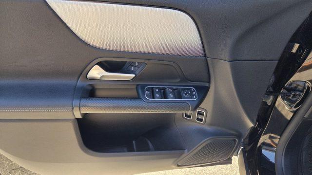 MERCEDES-BENZ GLA 250 e hybrid EQ Business Extra PERMUTE GARANZIA 2028