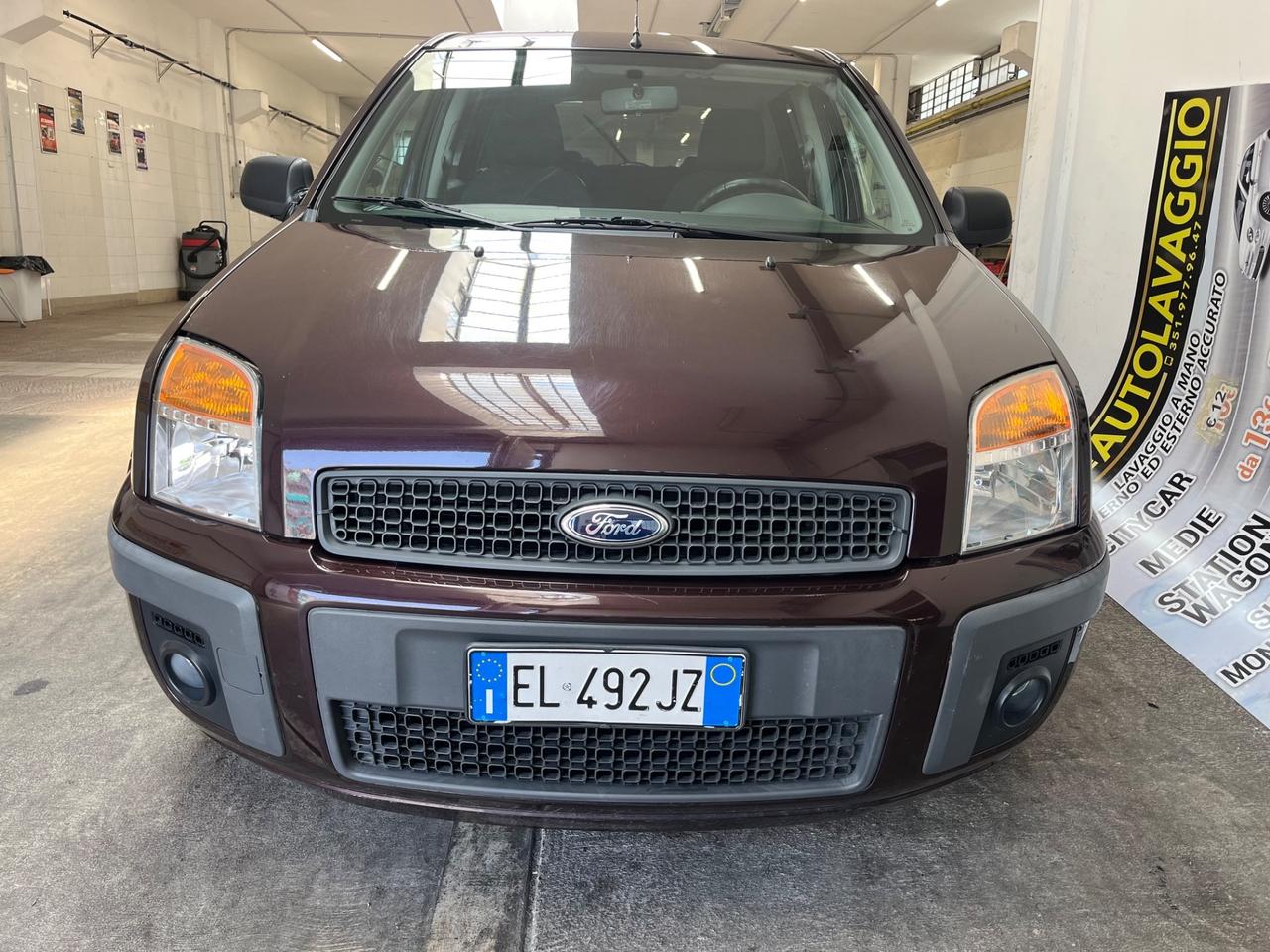 Ford Fusion UAV 1.6 16V 5p.