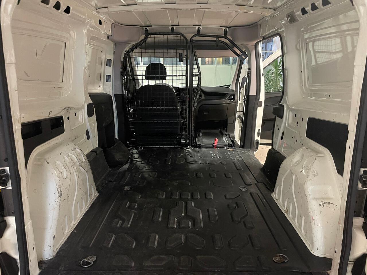 Fiat Doblo Doblò 1.6 MJT 105CV S&S PL-TN Cargo Maxi Business