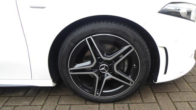 MERCEDES-BENZ A 180 d Automatic Edition AMG