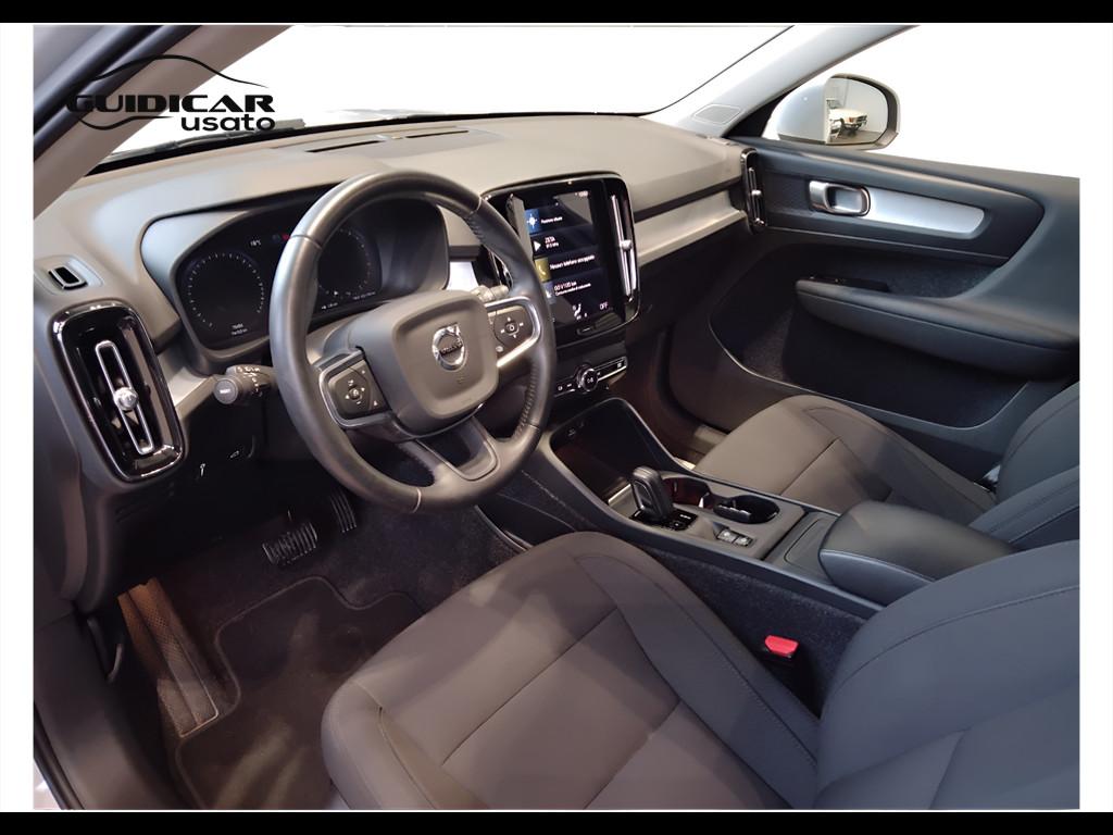 VOLVO XC40 - XC40 1.5 t3 Momentum 163cv auto my21