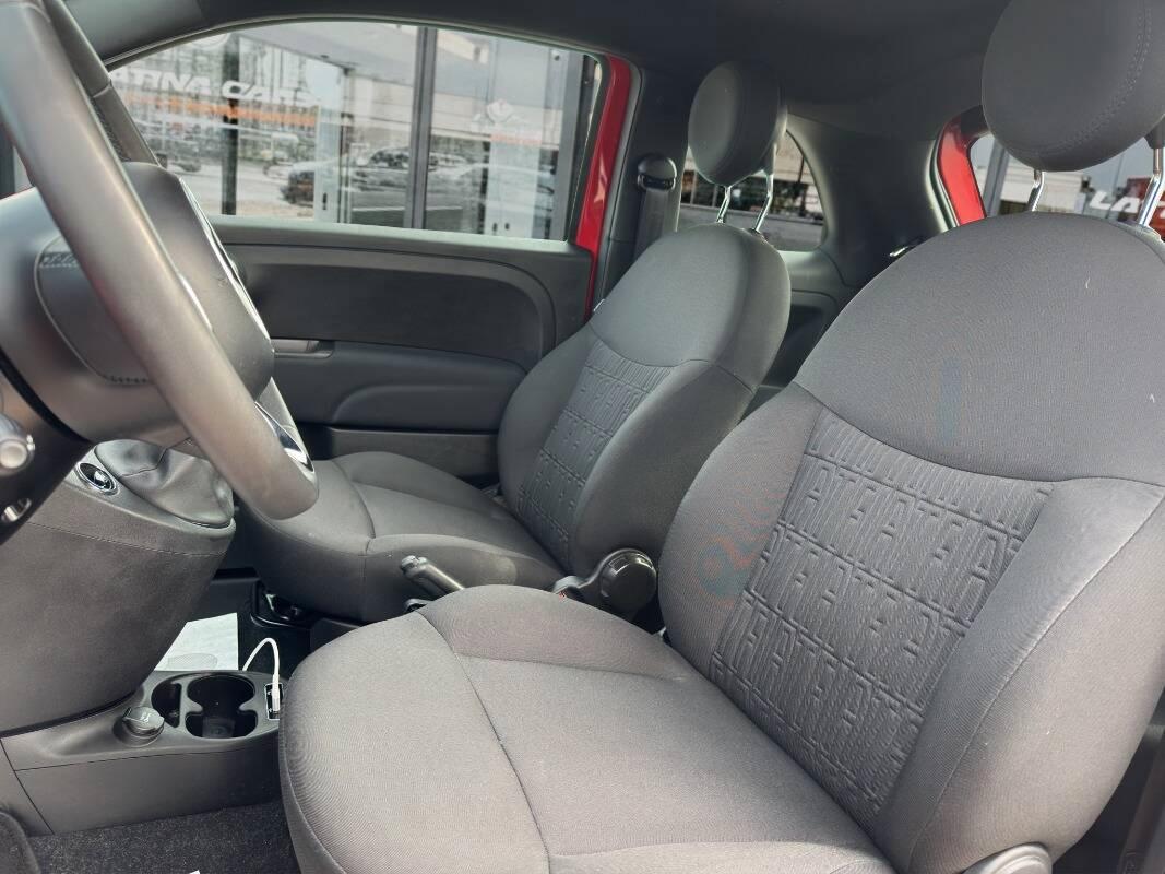 Fiat 500 1.0 hybrid 70cv con CarPlay