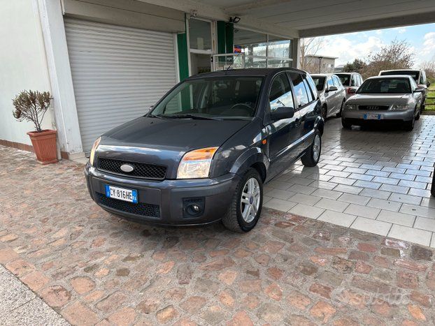 FORD Fusion 1400 TDCI NEOPATENTATI (12 RATE)