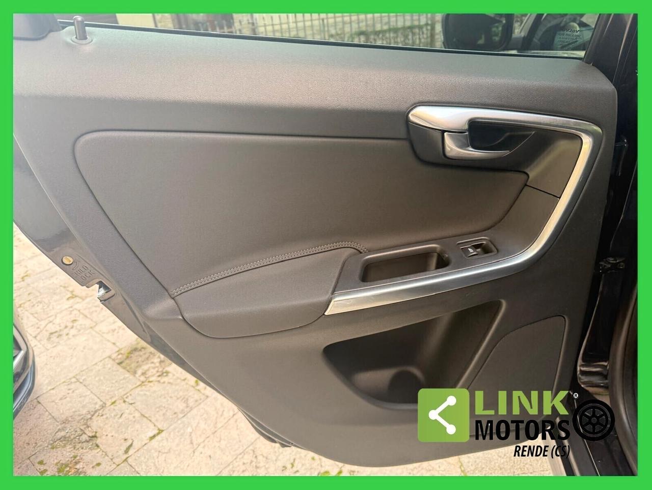 Volvo XC60 D4 180cv Geartronic Momentum 01/2014