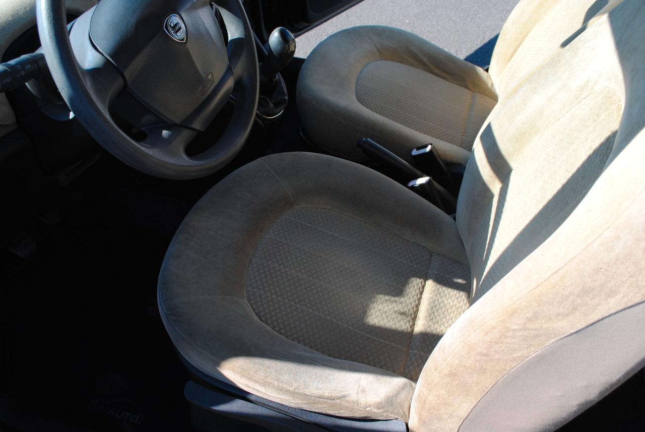 LANCIA YPSILON 1.3 MJT 69 CV OK NEOPATENTATI