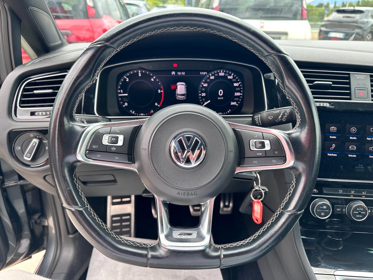 Volkswagen Golf 1.6 TDI 115 CV R-LINE