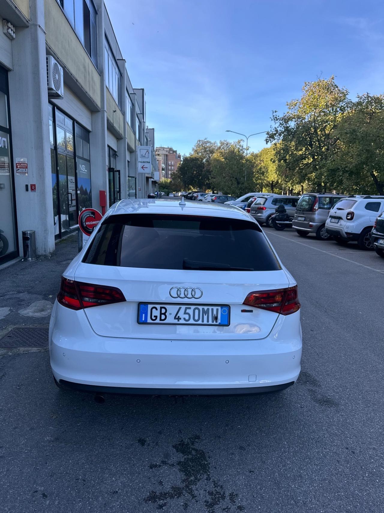 Audi A3 SPB 1.6 TDI clean diesel quattro edition