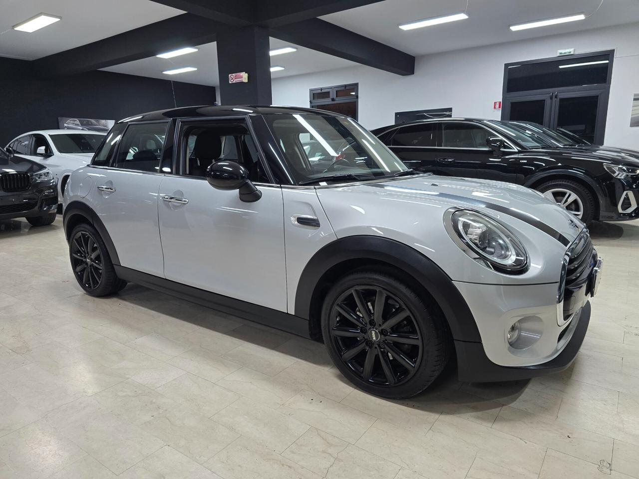 Mini Cooper D 1.5 116 cv Automatica