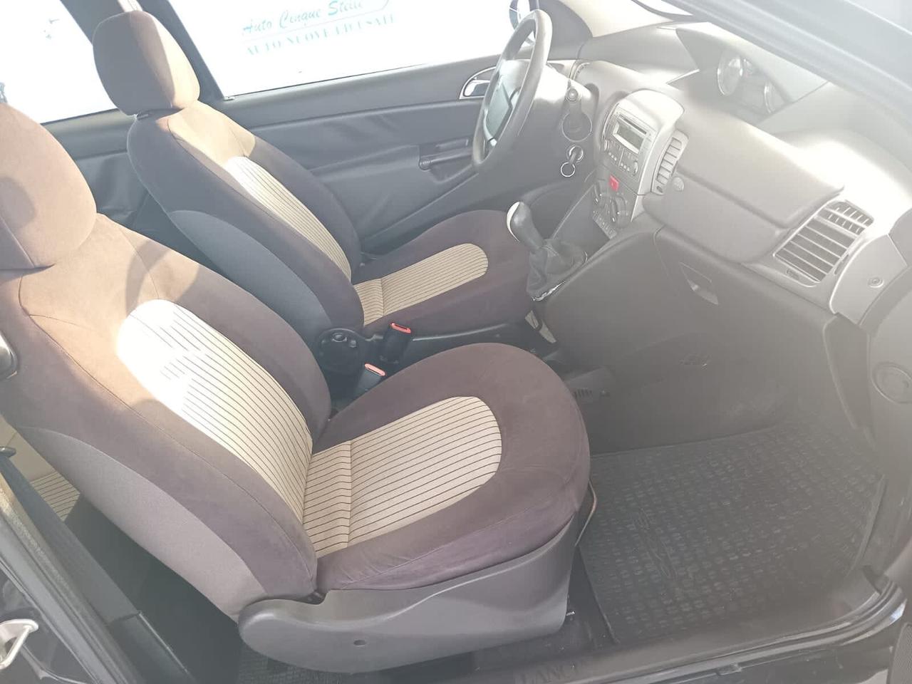 Ypsilon 1.3 DISEL MOTORE VECCHIO AFFIDABILE