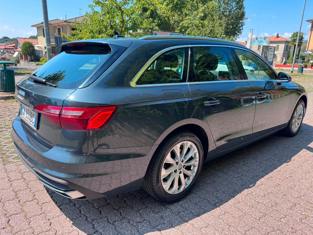 Audi A4 Avant 30 TDI/136 CV S tronic Business Advanced*EURO6