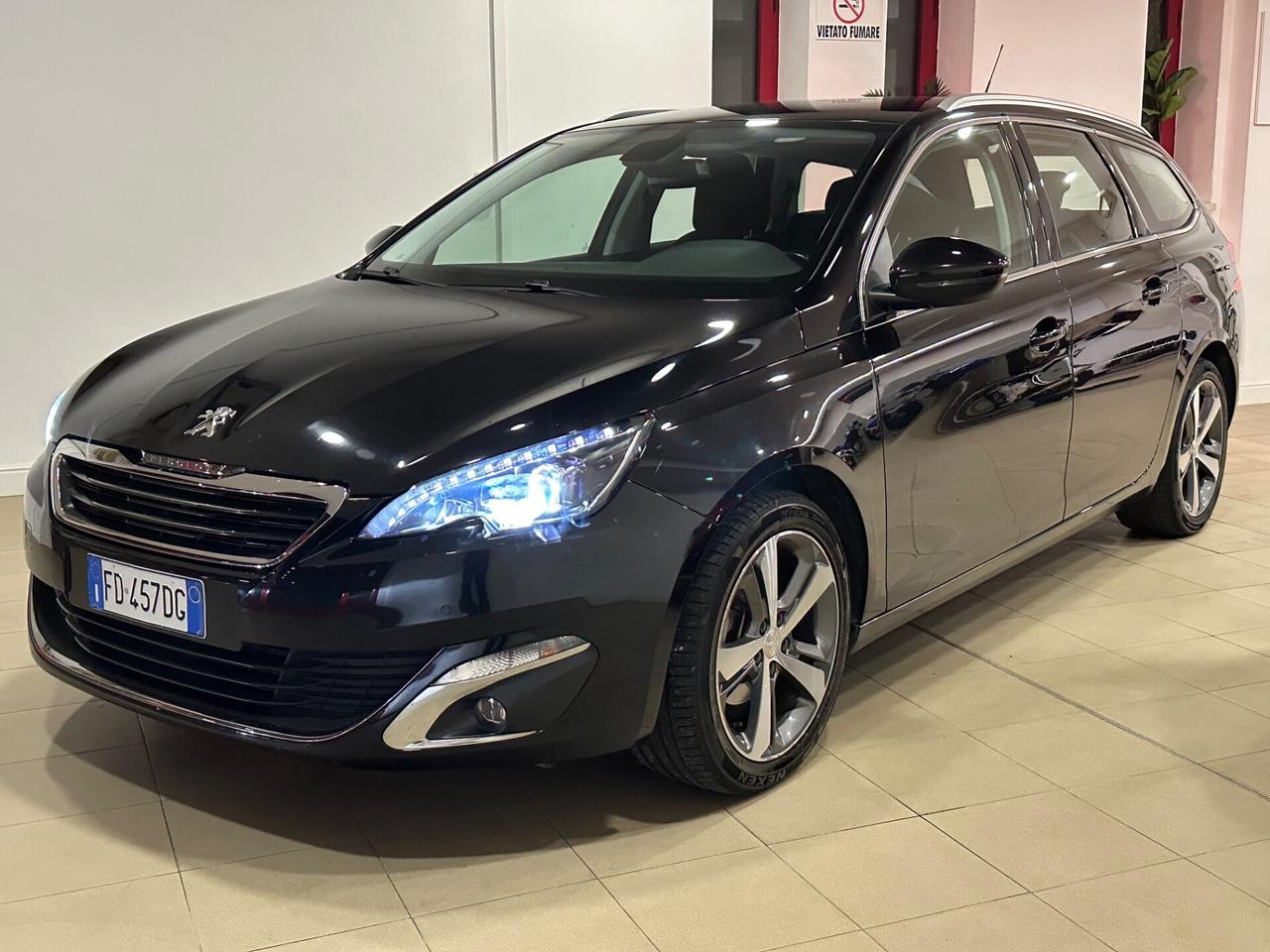 Peugeot 308 BlueHDi 120 S&S SW Allure