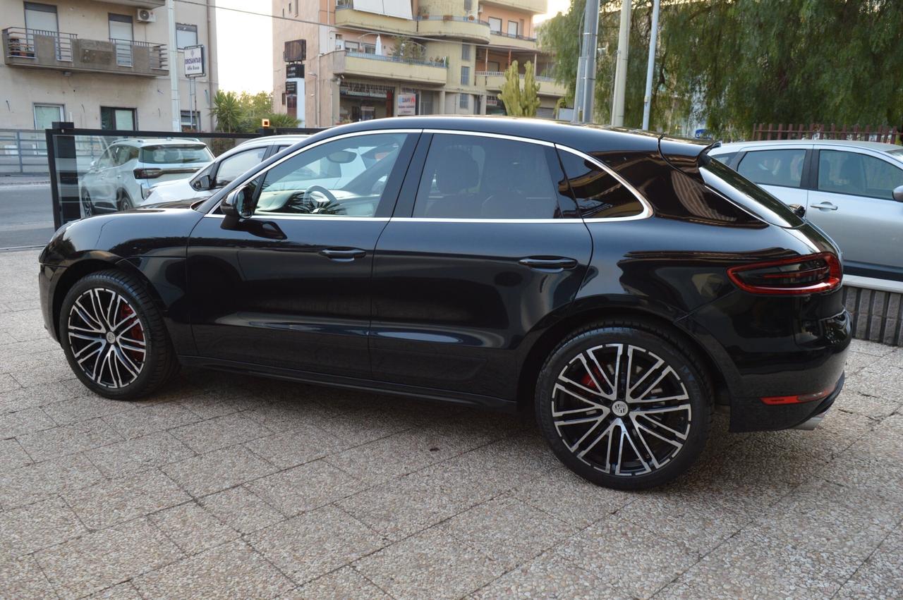 Porsche Macan 3.6 Turbo