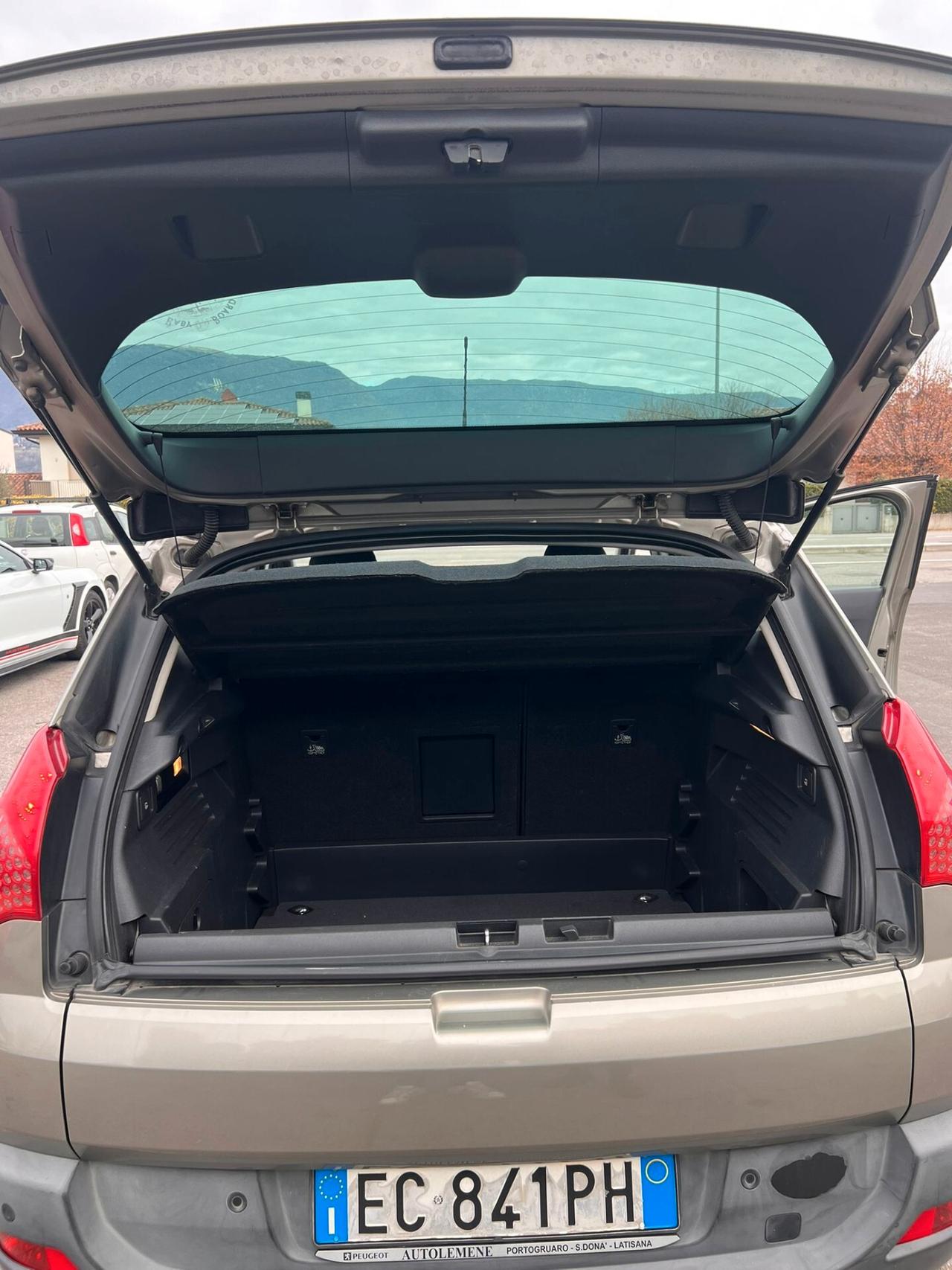 Peugeot 3008 1.6 HDi 110CV Business