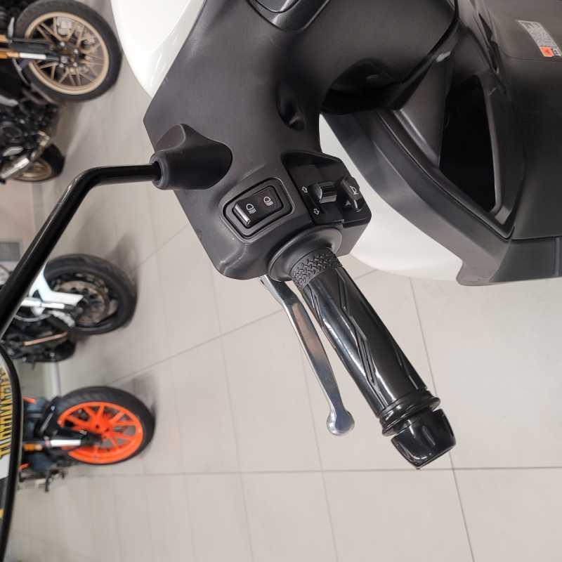 Yamaha Neo's L1e Dual Battery - 2023