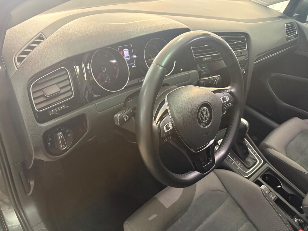 Volkswagen Golf 1.5 TGI DSG 5p. Executive BlueMotion Technology