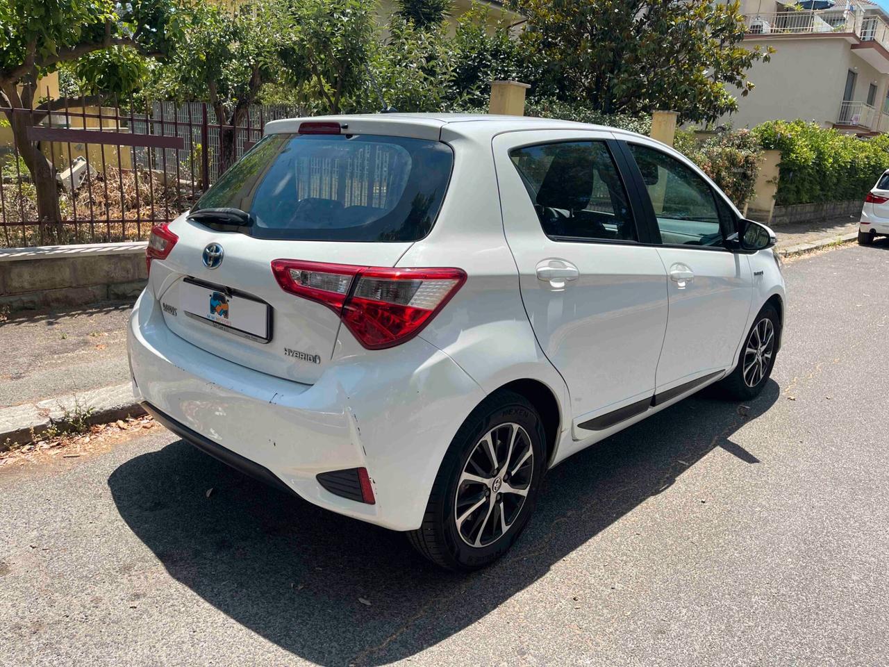 Toyota Yaris 1.5 Hybrid 5 porte Style NEOPATENTATI Cool Lounge my18