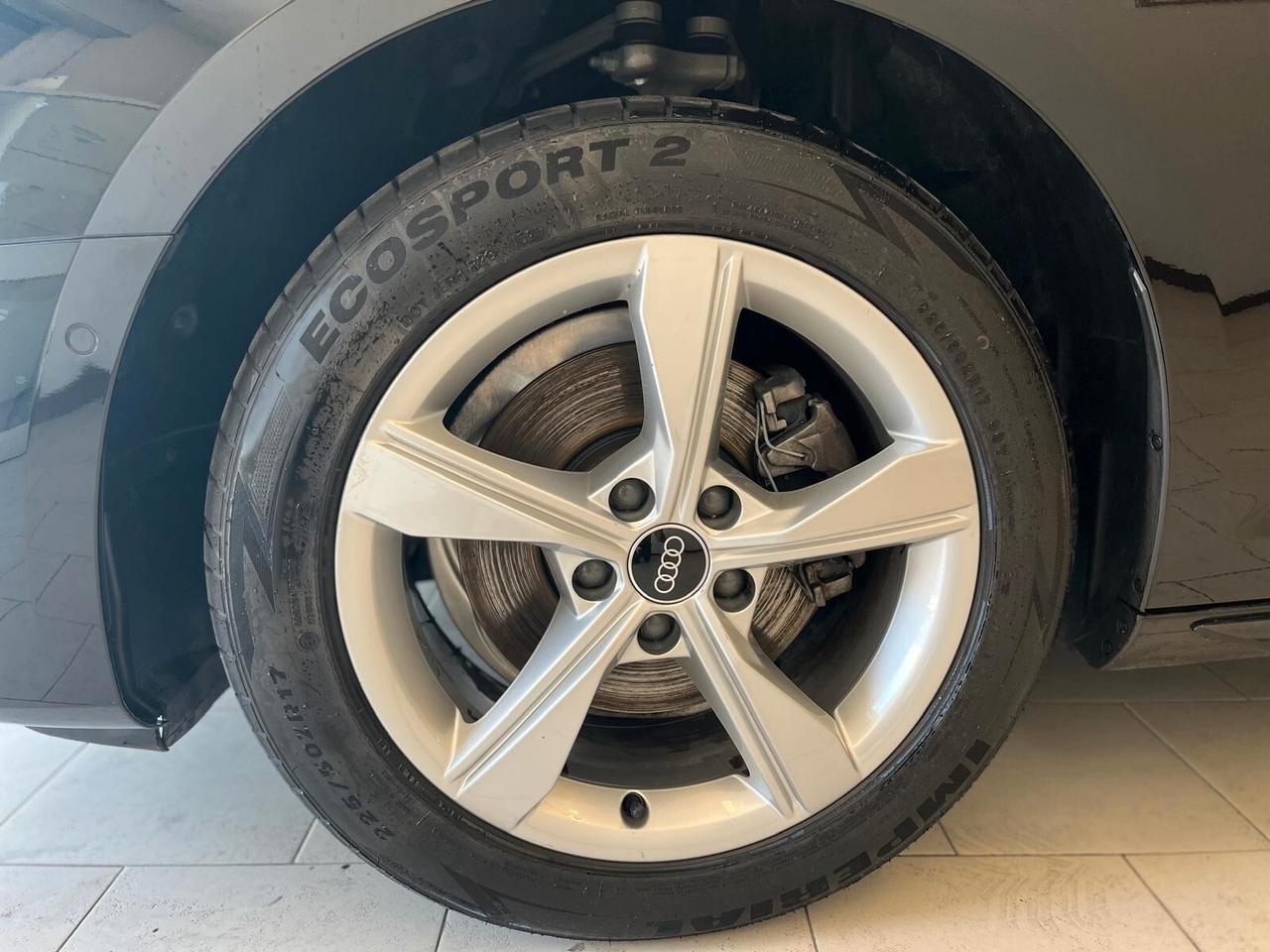 Audi A4 30 TDI Advanced S tronic