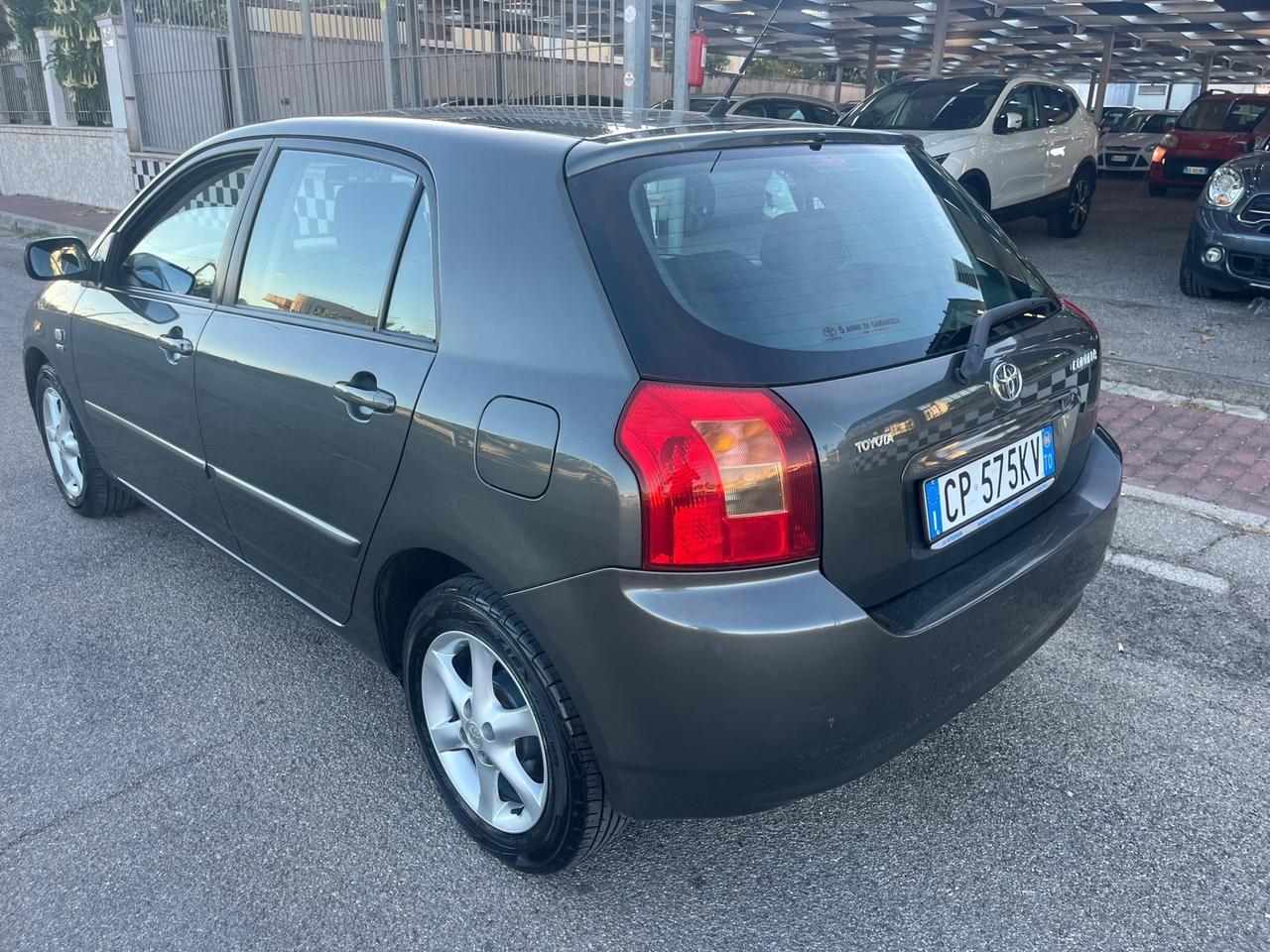 Toyota Corolla 1.4 16V 5 porte Unipro 2004