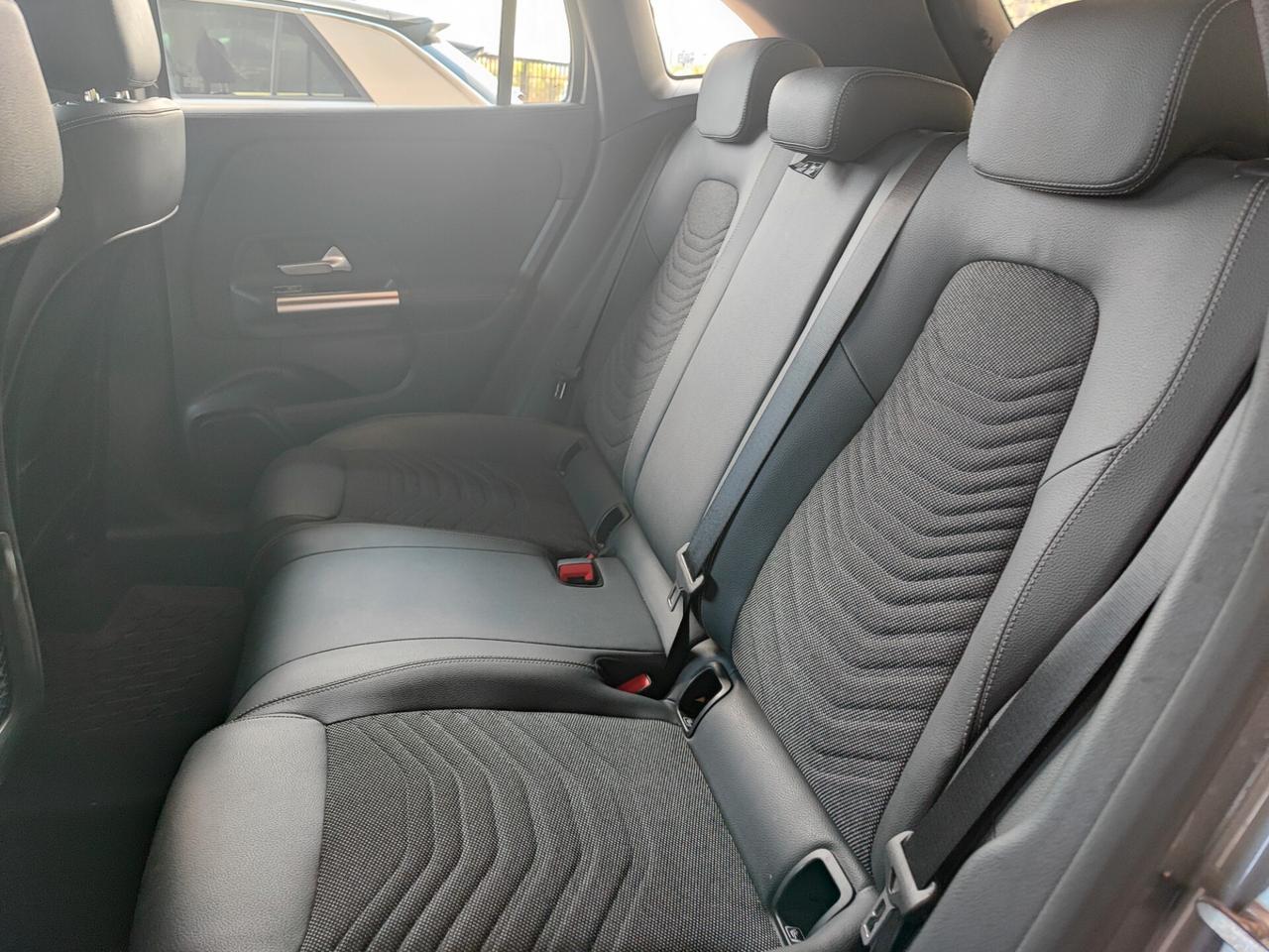 Mercedes-benz GLA 200 d Automatic Premium