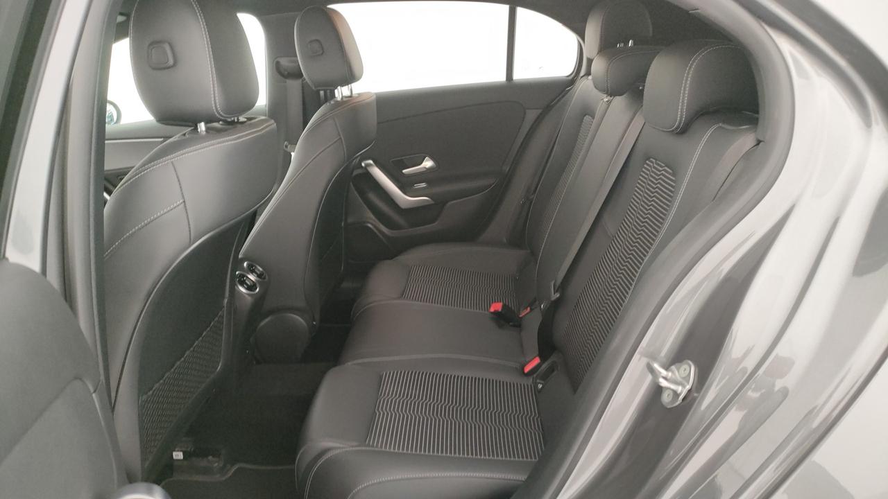 Mercedes-Benz A 180 d Sport Night edition auto