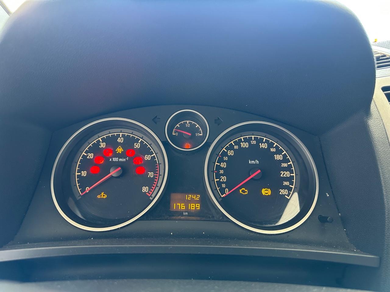 Opel Zafira 1.6 16V Twinport Cosmo