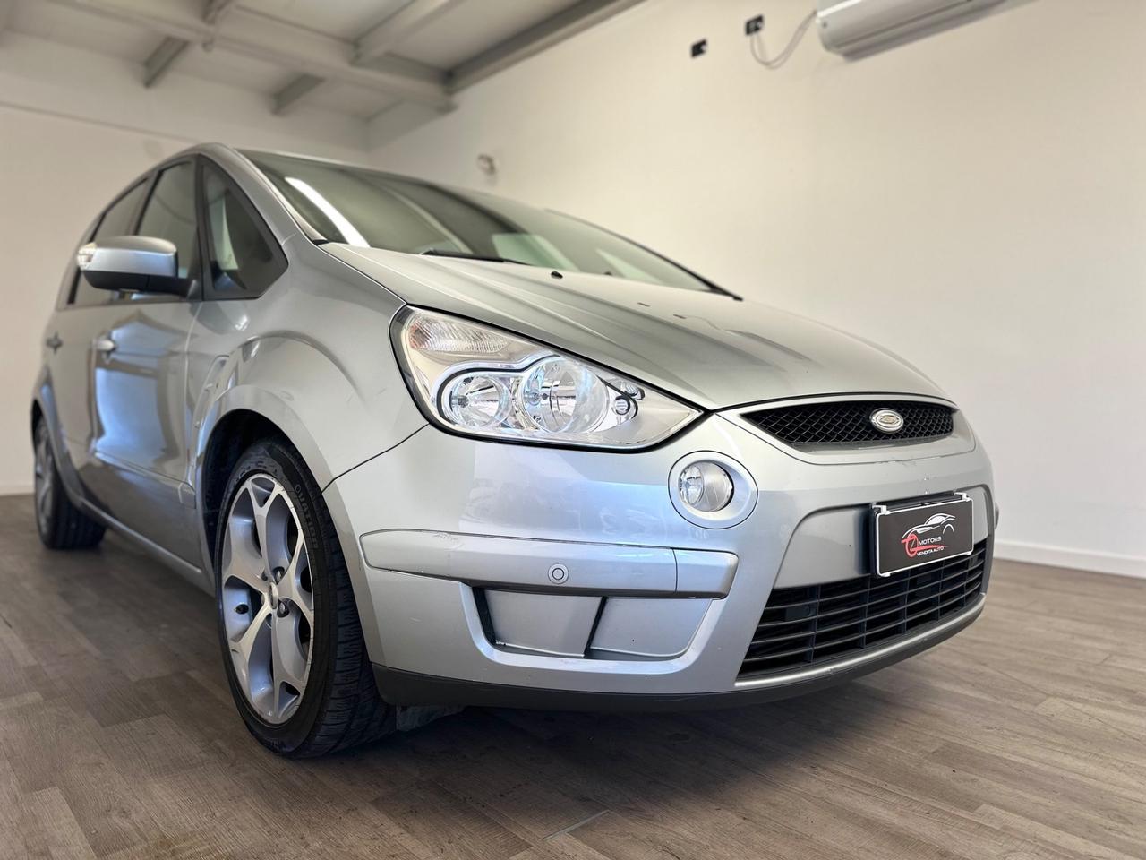 Ford S-Max 1.8 TDCi 125CV TITANIUM NEOPATENTATI