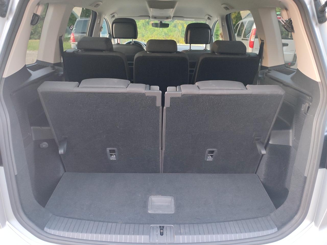 VOLKSWAGEN TOURAN 2018 DIESEL 7POSTI EURO6 POCHI KM NUOVA