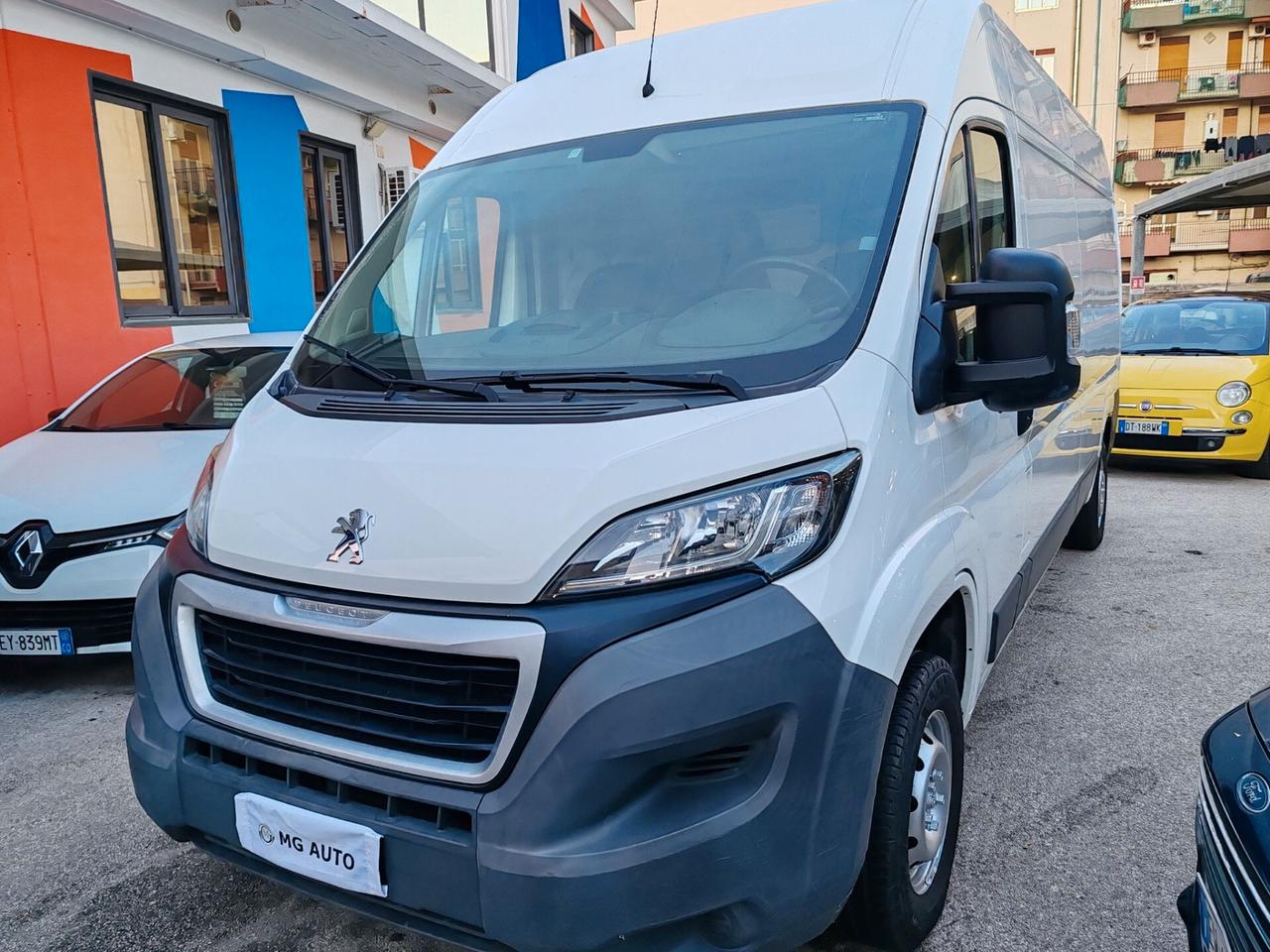 PEUGEOT BOXER