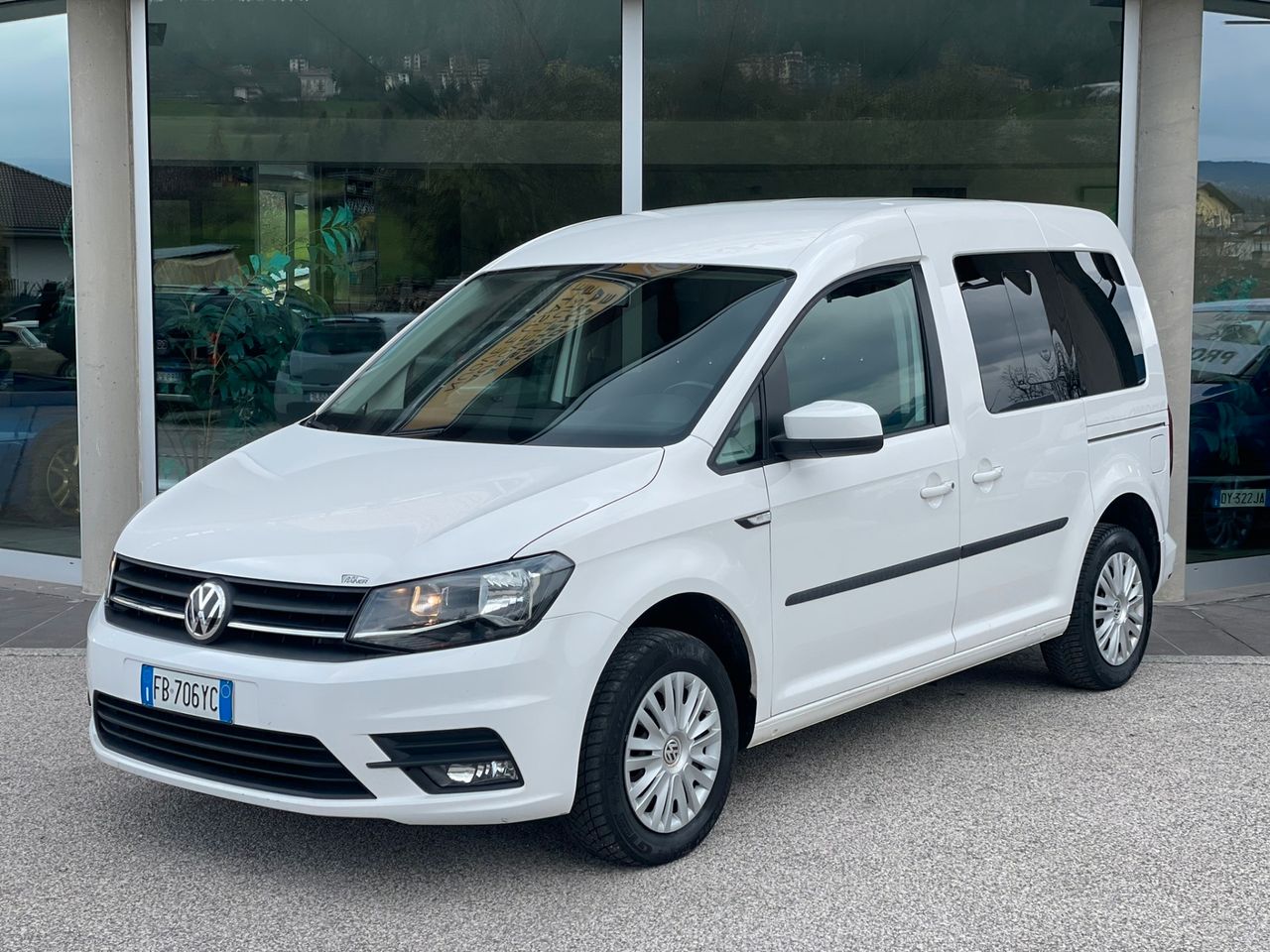 Volkswagen Caddy 2.0 TDI 102 CV Highline