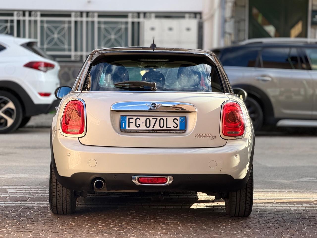 Mini 1.5 Cooper D 5 porte