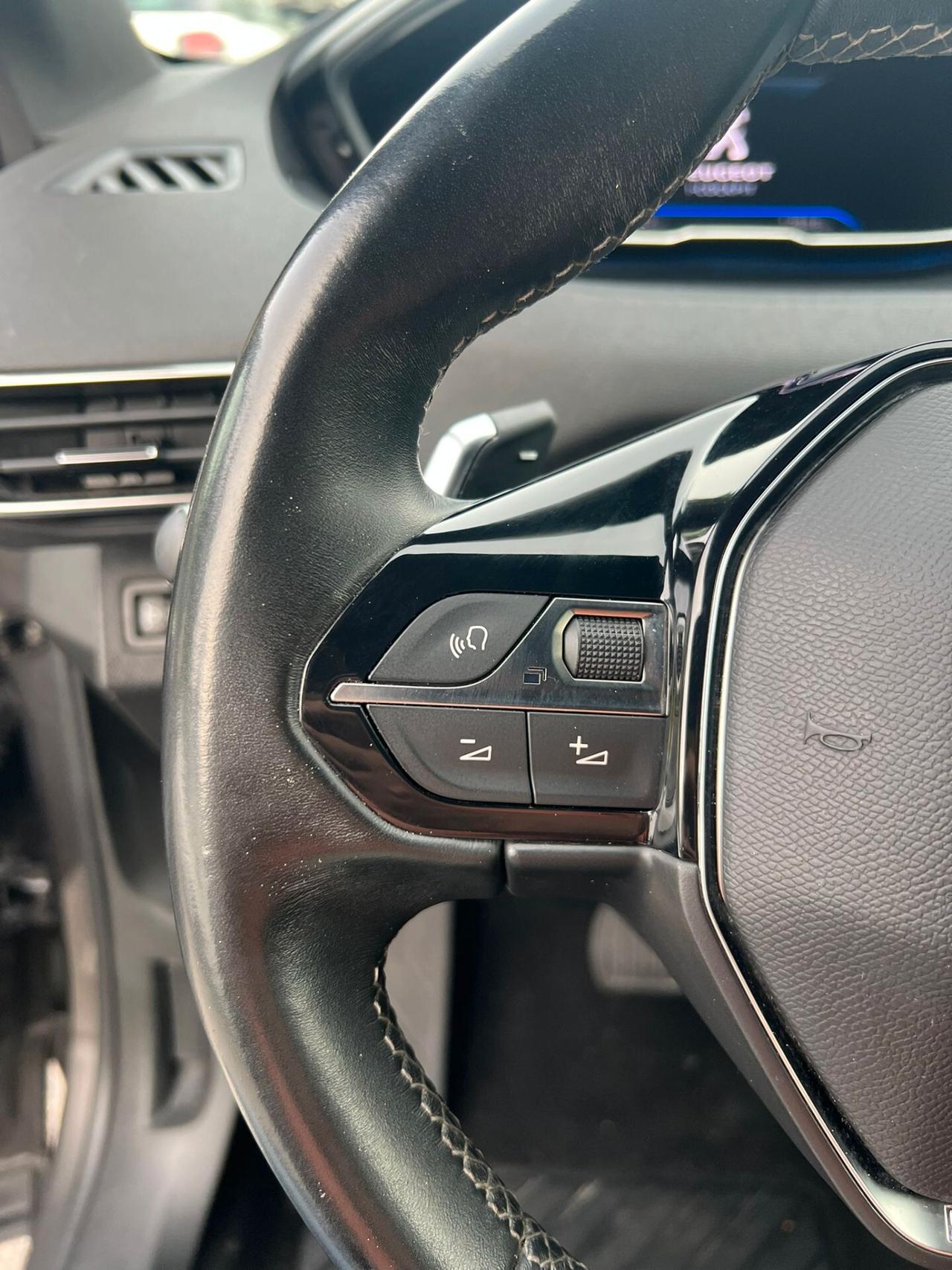 Peugeot 3008 BlueHDi 130 S&S EAT8 Allure Pack