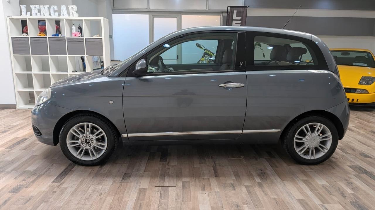 Lancia Ypsilon 1.2 Platino