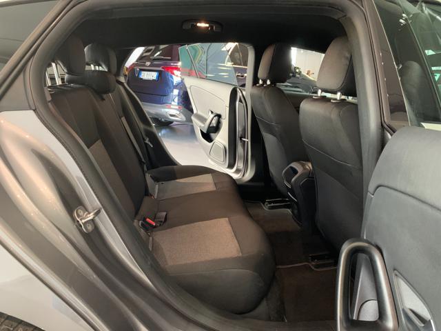 MERCEDES-BENZ CLA 180 d Automatic Shooting Brake Executive